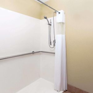 King Room Mobility accessible